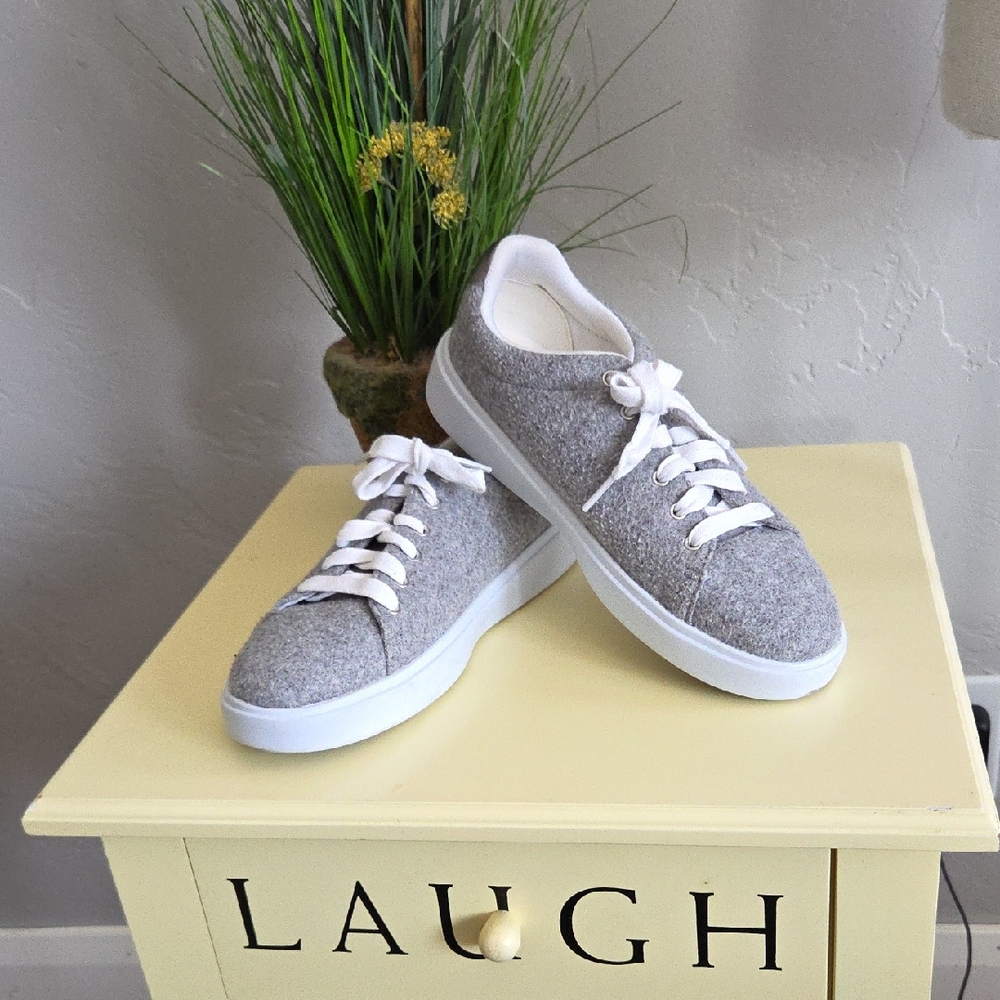 Cole Haan Gray Casual Sneakers with White Laces 7M
